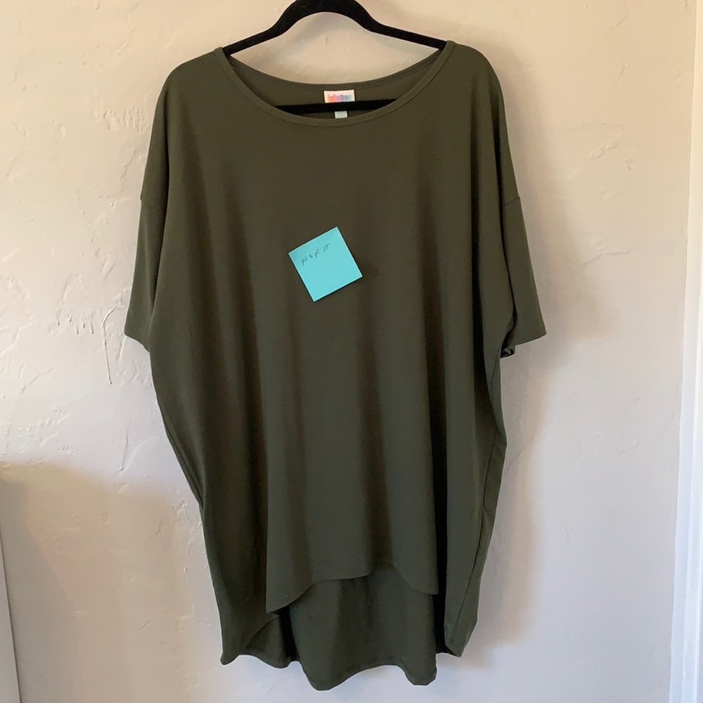LuLa Roe top